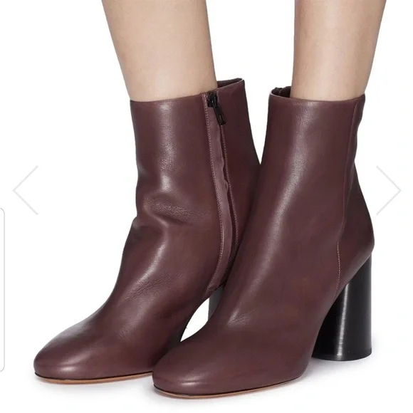 Vince Shoes Vince Womens Ridley Wooden Heel Italian Leather